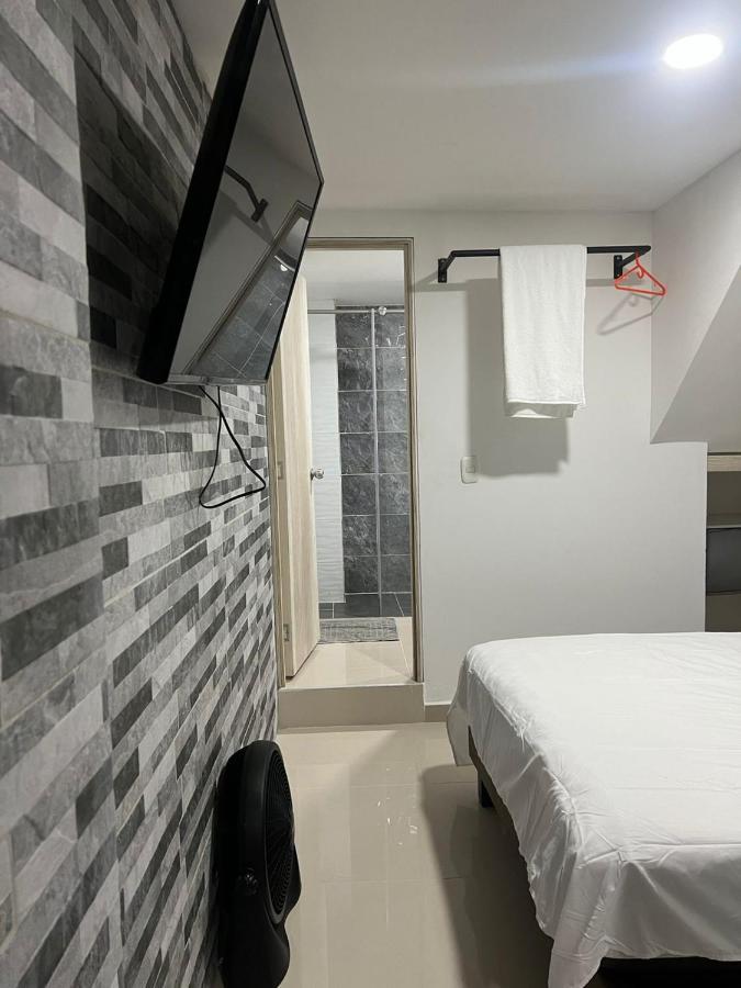 Hotel Edificio Niza80 Ibague, Acceso Digital Cerca Parque Deportivo Esterno foto