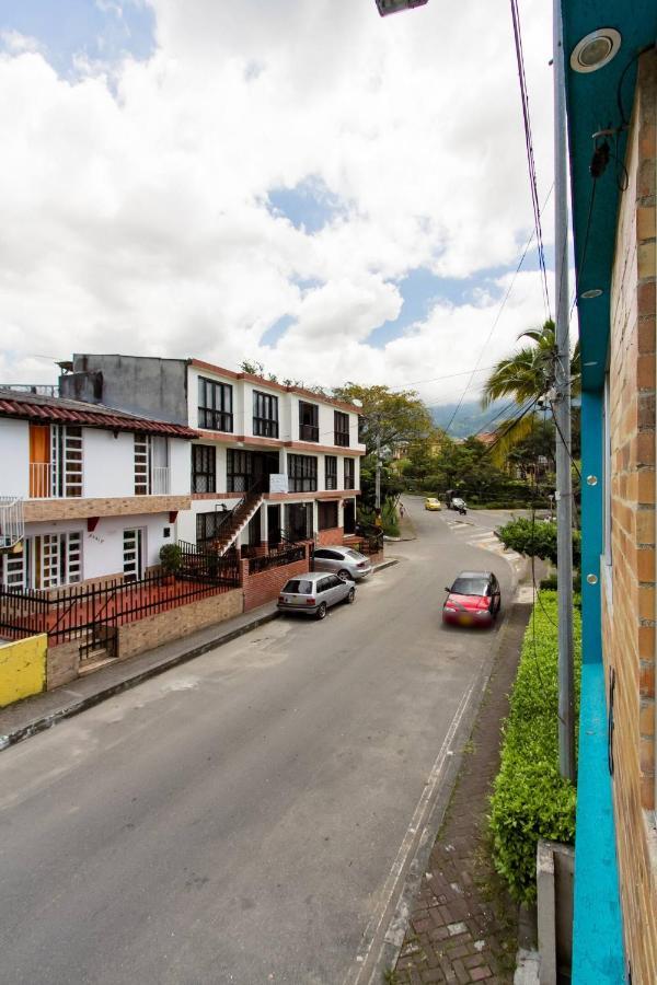 Hotel Edificio Niza80 Ibague, Acceso Digital Cerca Parque Deportivo Esterno foto