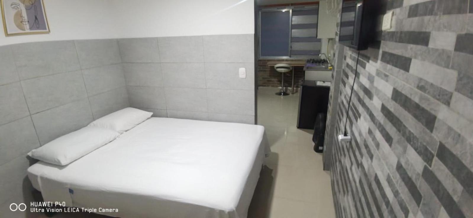 Hotel Edificio Niza80 Ibague, Acceso Digital Cerca Parque Deportivo Esterno foto